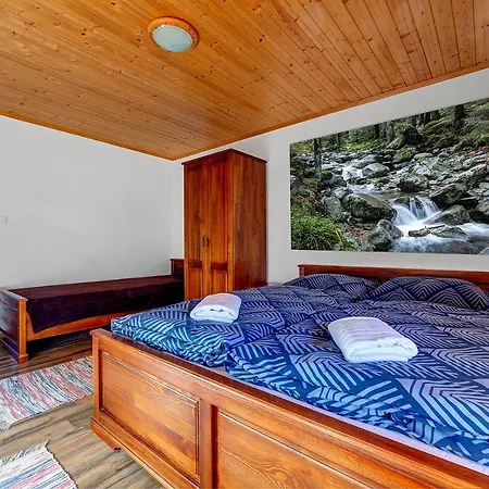 Lazon * Pavčina Lehota